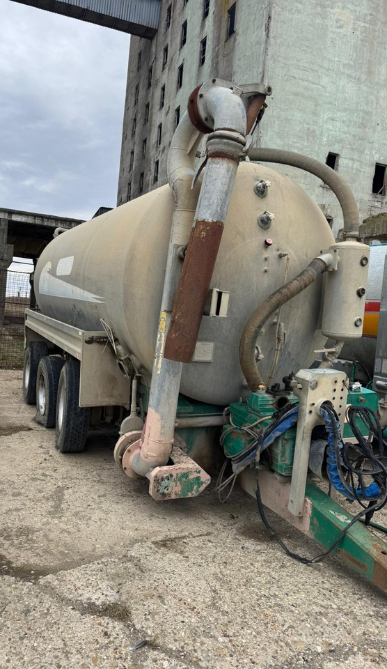 Sandri Manure spreading tank - Цистерна для жидкого навоза: фото 3 Sandri Manure spreading tank - Цистерна для жидкого навоза: фото 3