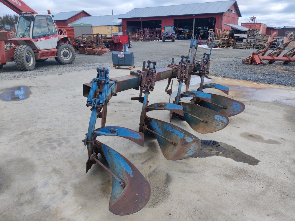 Fiskars KHN 4-siipinen - Плуг: фото 4 Fiskars KHN 4-siipinen - Плуг: фото 4