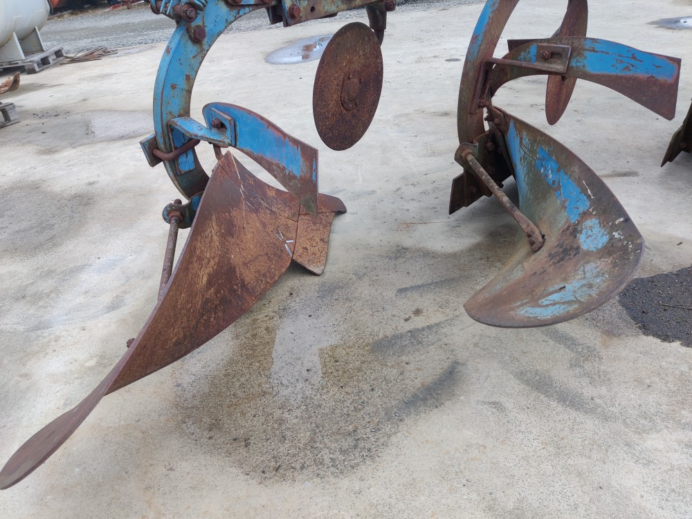 Fiskars KHN 4-siipinen - Плуг: фото 3 Fiskars KHN 4-siipinen - Плуг: фото 3