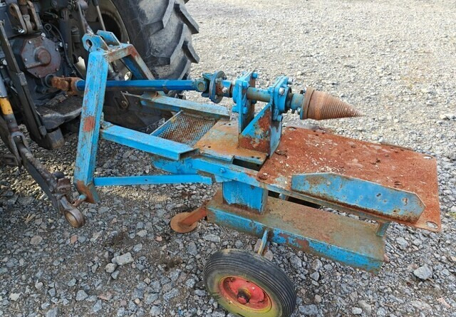 Halkaisukaira traktoriin - KATSO VIDEO - Дровокол: фото 3 Halkaisukaira traktoriin - KATSO VIDEO - Дровокол: фото 3