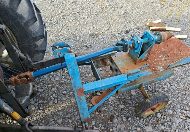 Halkaisukaira traktoriin - KATSO VIDEO - Дровокол: фото 4 Halkaisukaira traktoriin - KATSO VIDEO - Дровокол: фото 4