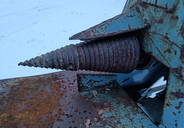 Japa Klapisirkeli halkaisuruuvilla в лизинг Japa Klapisirkeli halkaisuruuvilla: фото 8 Japa Klapisirkeli halkaisuruuvilla в лизинг Japa Klapisirkeli halkaisuruuvilla: фото 8