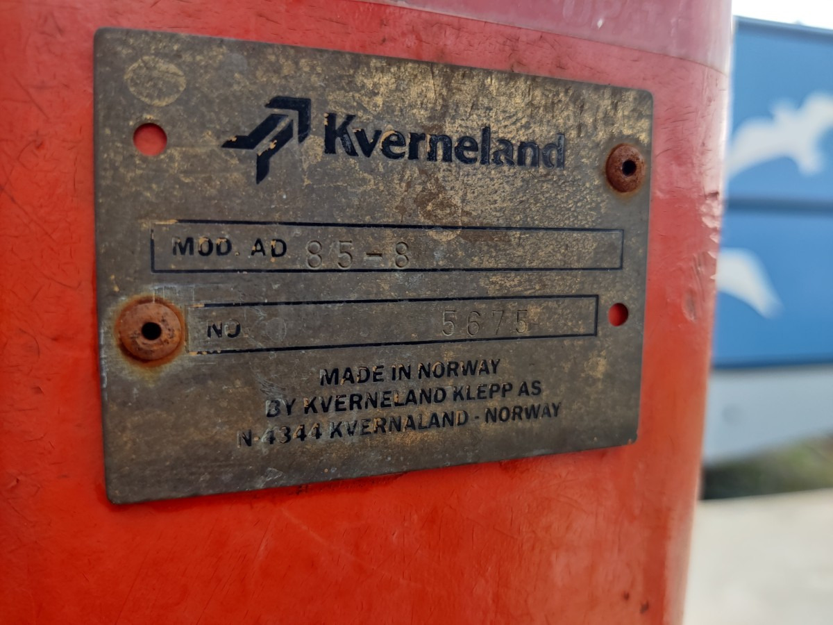 KVERNELAND AB85 4-siipinen sarka-aura - Плуг: фото 4 KVERNELAND AB85 4-siipinen sarka-aura - Плуг: фото 4