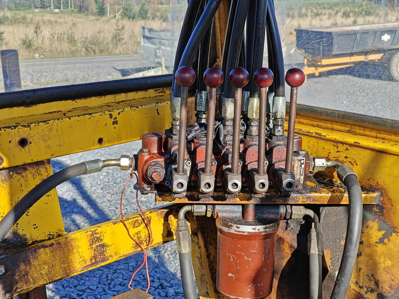 Трактор MASSEY FERGUSON 50R Kärppä - Metsätraktoripaketti: фото 20