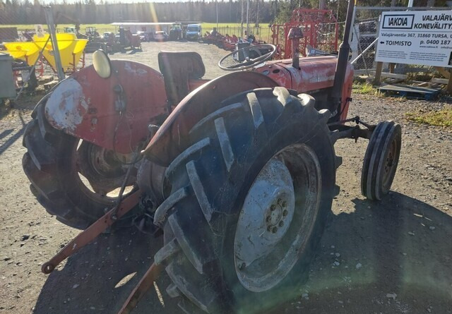Massey Ferguson 35 - rekisterissä - KATSO VIDEO - Трактор: фото 5 Massey Ferguson 35 - rekisterissä - KATSO VIDEO - Трактор: фото 5
