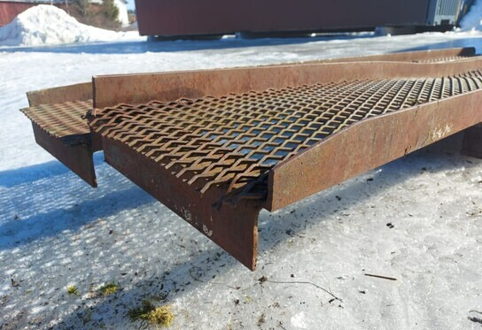 Rampit 2kpl - pituus 338 cm - Погрузочная рампа: фото 2 Rampit 2kpl - pituus 338 cm - Погрузочная рампа: фото 2