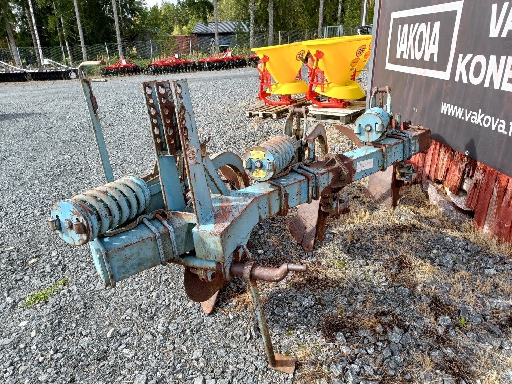 Sarka-aura Fiskars 3-siipinen Automaattilaukaisu, kiekkoleikkurit - Плуг: фото 4 Sarka-aura Fiskars 3-siipinen Automaattilaukaisu, kiekkoleikkurit - Плуг: фото 4