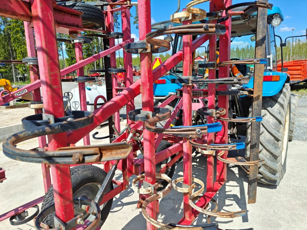 VM 450 cm, hydraulisesti taittuva, etulana ja jälkihara, katso video! - Борона пружинная: фото 4 VM 450 cm, hydraulisesti taittuva, etulana ja jälkihara, katso video! - Борона пружинная: фото 4