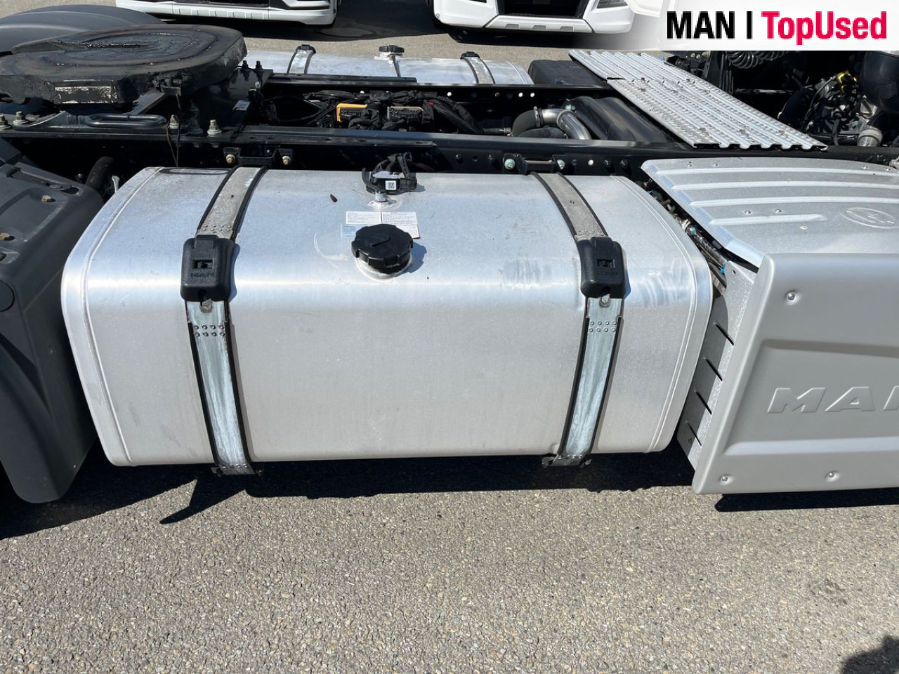 MAN TGX 18.470 4x2 LL SA Euro6 Retarder Klima ZV - Тягач: фото 5 MAN TGX 18.470 4x2 LL SA Euro6 Retarder Klima ZV - Тягач: фото 5
