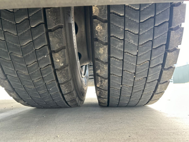 MAN TGX 18.470 4x2 LL SA, Hubsattel, Retarder - Тягач: фото 3 MAN TGX 18.470 4x2 LL SA, Hubsattel, Retarder - Тягач: фото 3
