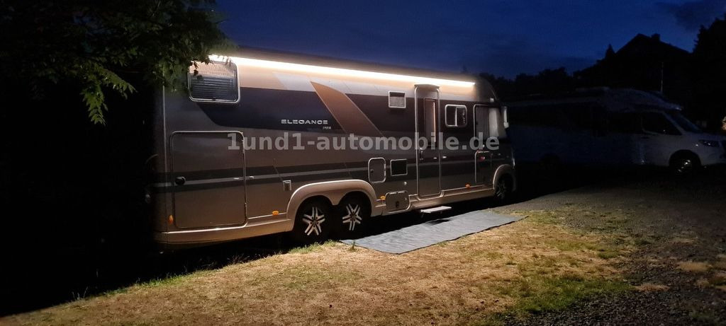 Bürstner Elegance I 910 G Solar/AHK/RFK/Alde/TwinSat/2xTV/Vollausstattung Elegance I 910 G Solar/AHK/RFK/Alde/TwinSat/2xTV/Vollausstattung - Интегрированный автодом: фото 1 Bürstner Elegance I 910 G Solar/AHK/RFK/Alde/TwinSat/2xTV/Vollausstattung Elegance I 910 G Solar/AHK/RFK/Alde/TwinSat/2xTV/Vollausstattung - Интегрированный автодом: фото 1