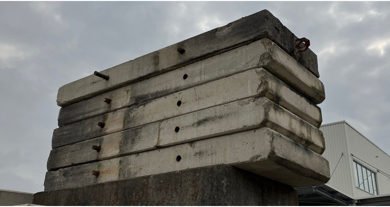 Башенный кран Liebherr 112EC-H8 1995 perfect condition: фото 10 Башенный кран Liebherr 112EC-H8 1995 perfect condition: фото 10