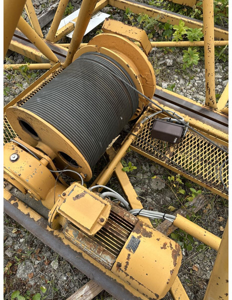 Liebherr 140EC-H10, 1993yom, 40jib, 23,5m huh - Башенный кран: фото 5 Liebherr 140EC-H10, 1993yom, 40jib, 23,5m huh - Башенный кран: фото 5