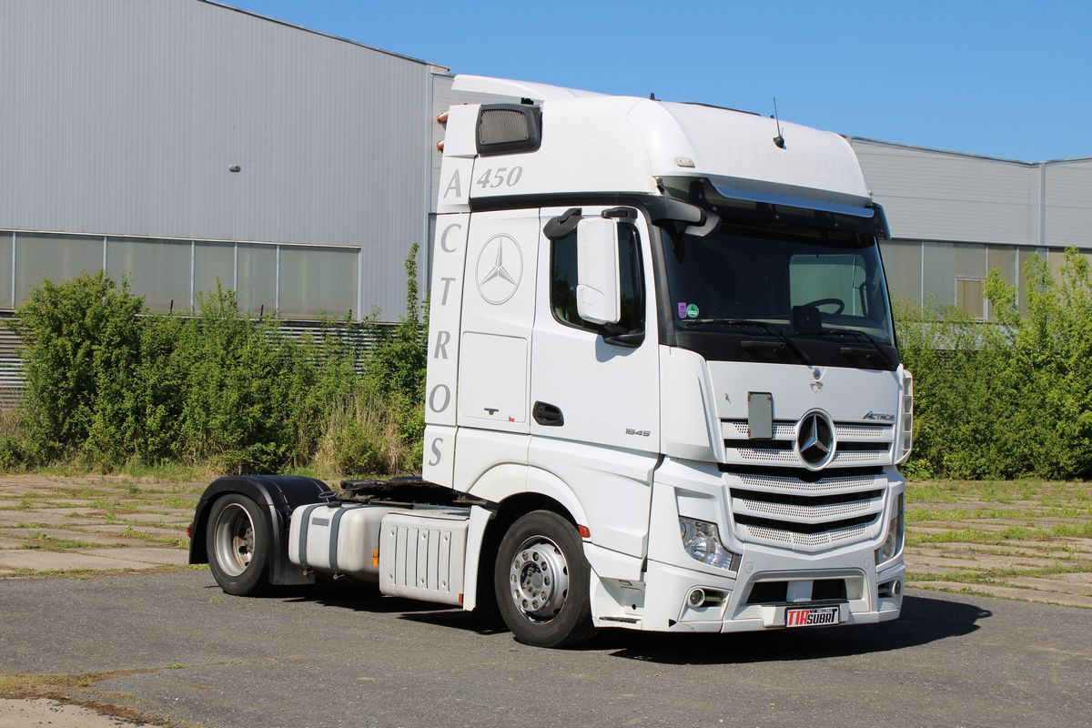 Mercedes-Benz Actros 1845 - Другая техника: фото 1 Mercedes-Benz Actros 1845 - Другая техника: фото 1