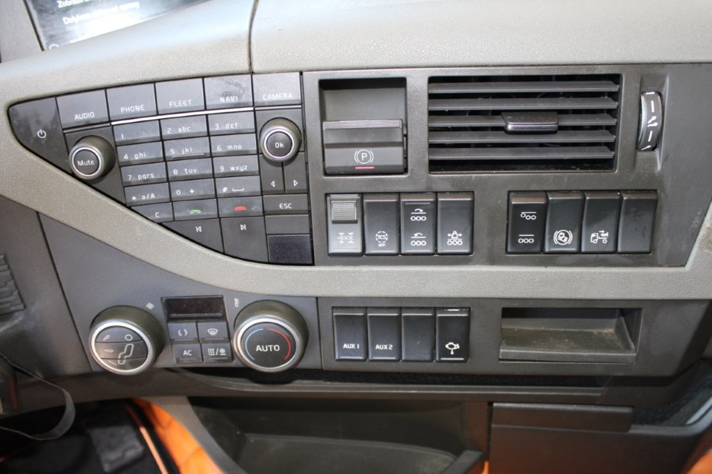 Тягач Volvo FH16 750 EURO 6, RETARDER, HYDRAULIKA: фото 9 Тягач Volvo FH16 750 EURO 6, RETARDER, HYDRAULIKA: фото 9