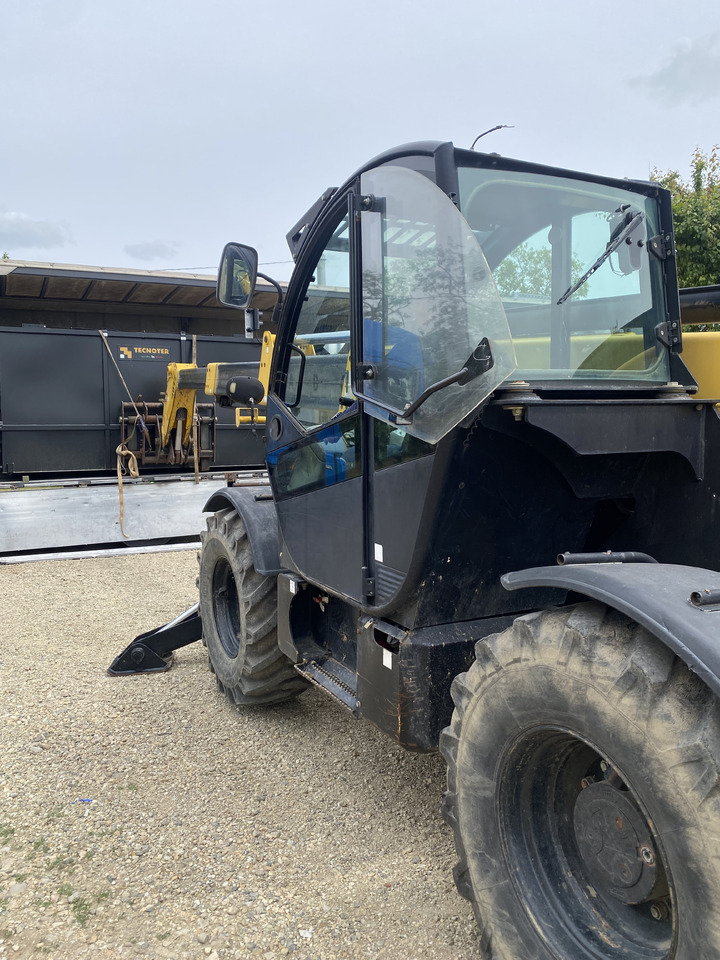 HAULOTTE HTL 4017 - Телескопический погрузчик: фото 4 HAULOTTE HTL 4017 - Телескопический погрузчик: фото 4