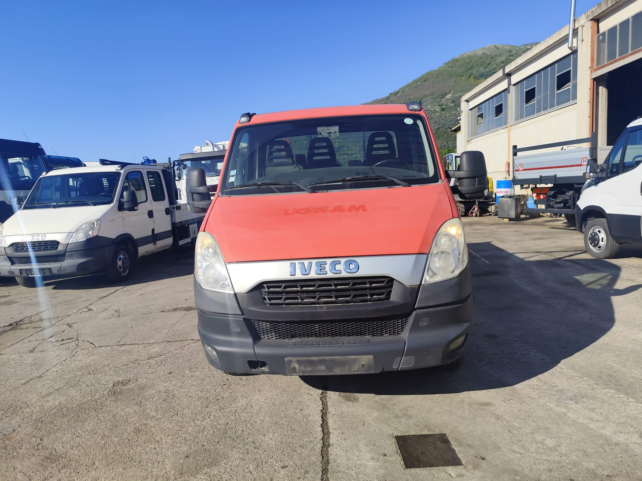 Малотоннажный самосвал IVECO DAILY 35C13: фото 23