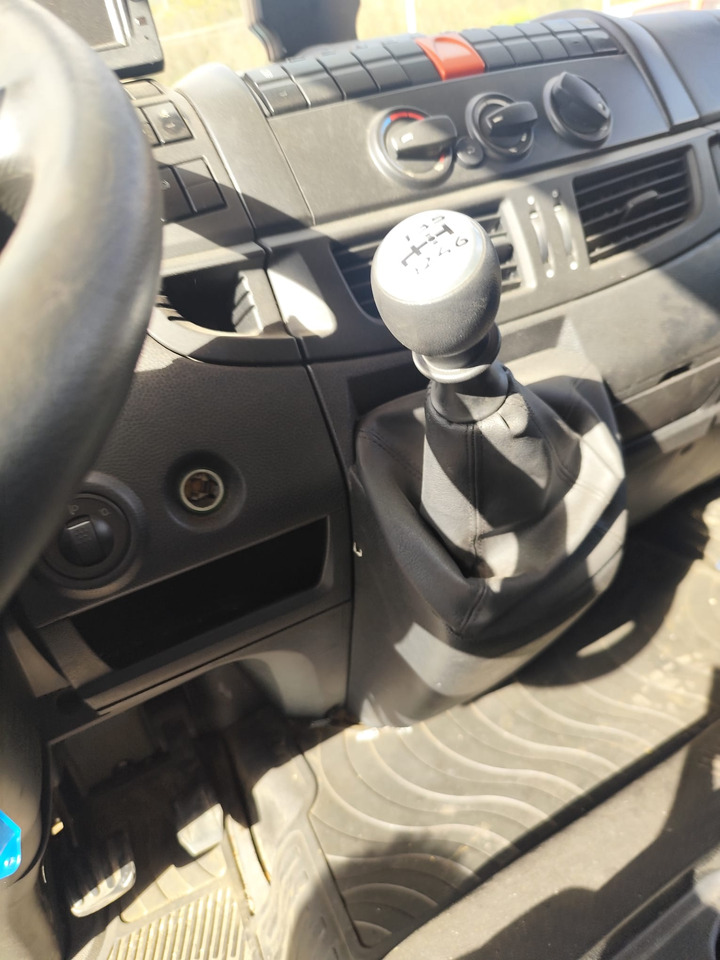 IVECO EUROCARGO 75-160 - Автоманипулятор: фото 4 IVECO EUROCARGO 75-160 - Автоманипулятор: фото 4