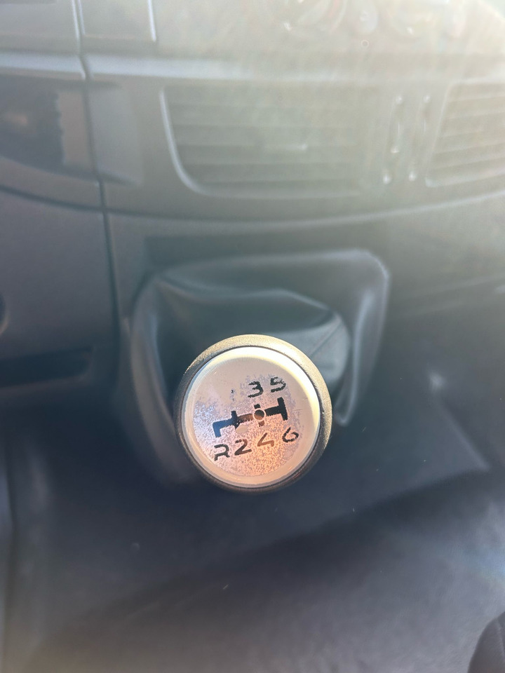 IVECO EUROCARGO 80-190 - Грузовик-шасси: фото 5 IVECO EUROCARGO 80-190 - Грузовик-шасси: фото 5