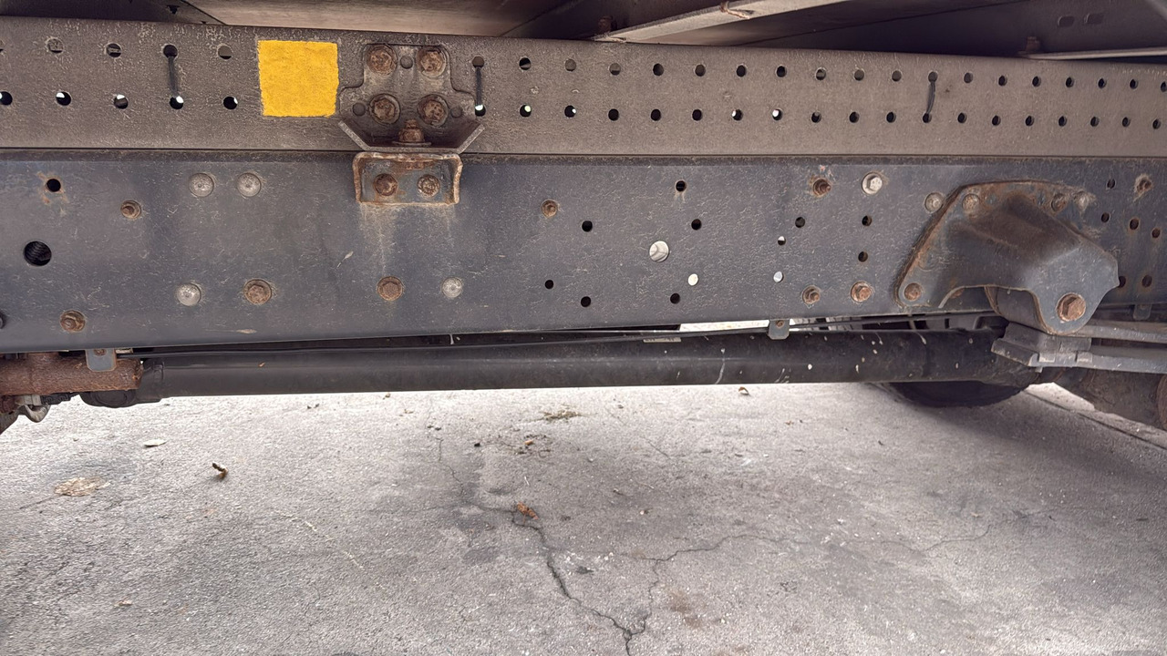 IVECO EUROCARGO 80-190 - Грузовик-шасси: фото 3 IVECO EUROCARGO 80-190 - Грузовик-шасси: фото 3