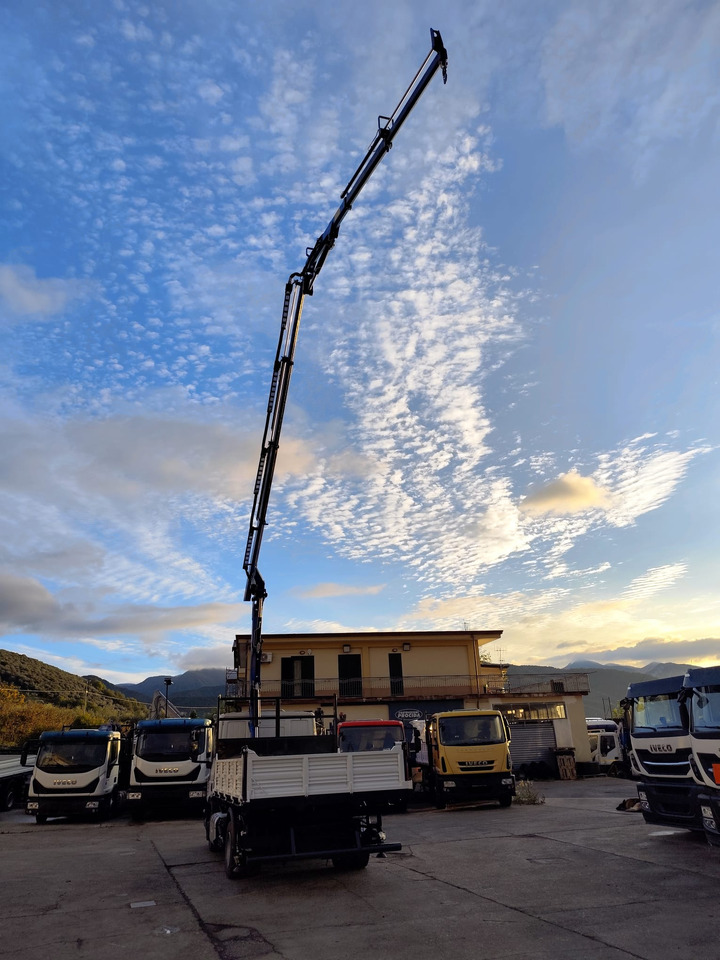 Автоманипулятор, Самосвал IVECO EUROCARGO 80-210: фото 29 Автоманипулятор, Самосвал IVECO EUROCARGO 80-210: фото 29