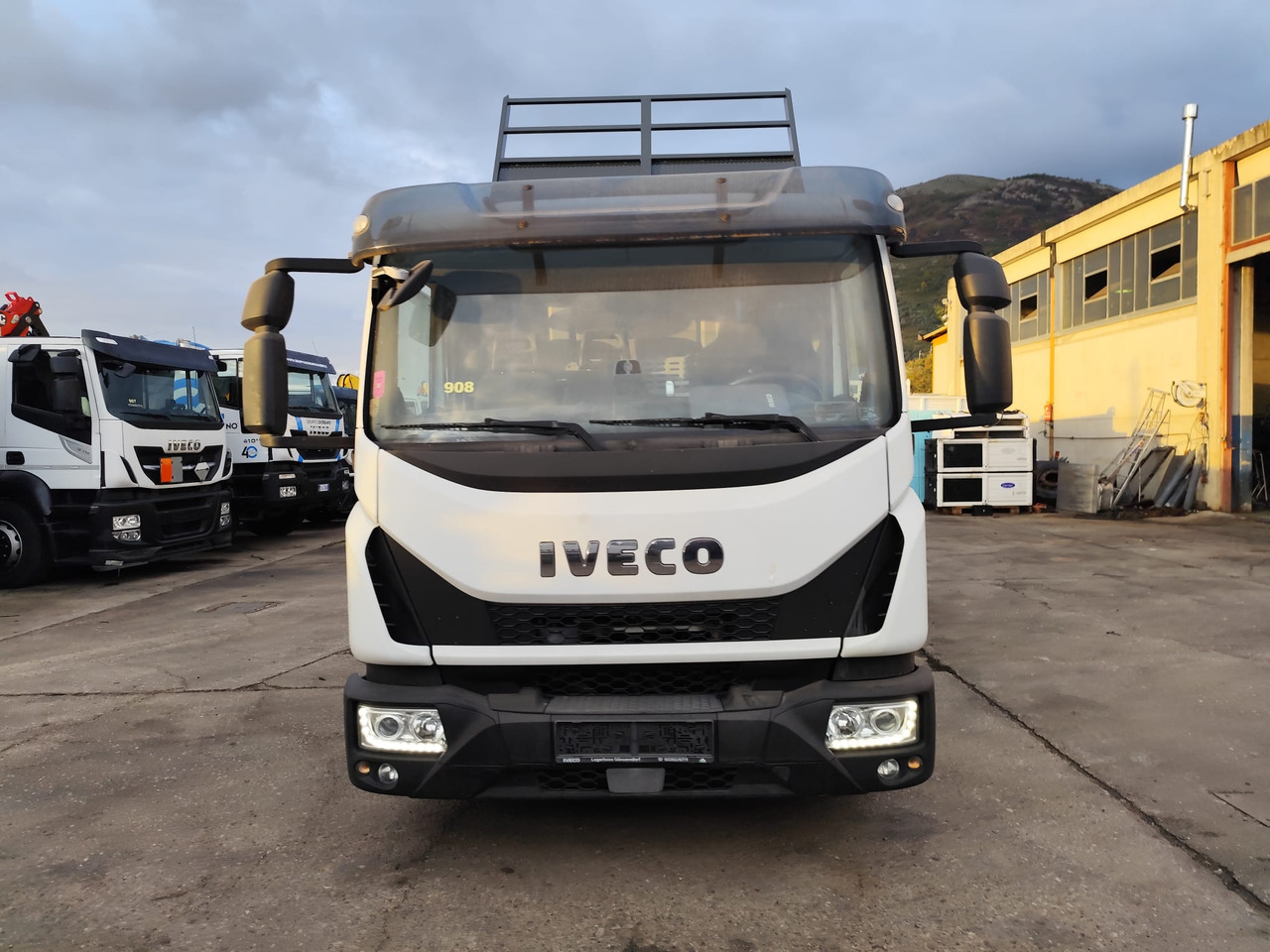 Автоманипулятор, Самосвал IVECO EUROCARGO 80-210: фото 14 Автоманипулятор, Самосвал IVECO EUROCARGO 80-210: фото 14