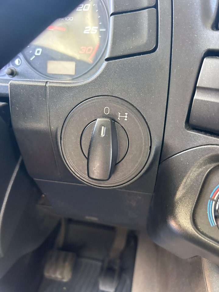 IVECO STRALIS 190S31 - Грузовик-шасси: фото 4 IVECO STRALIS 190S31 - Грузовик-шасси: фото 4