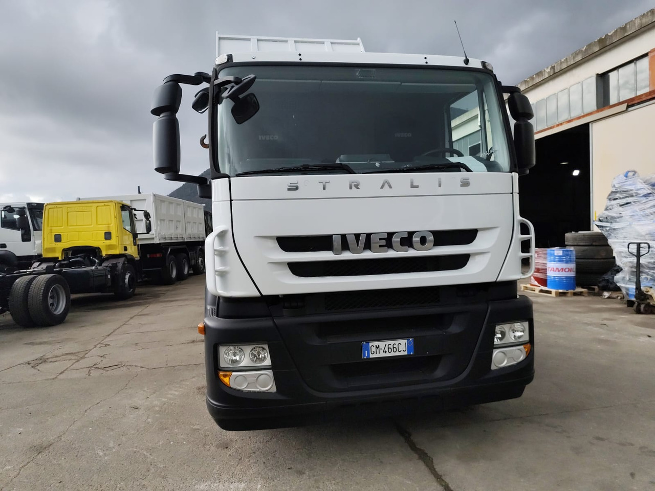 Автоманипулятор, Самосвал IVECO STRALIS AD 190S31P: фото 10 Автоманипулятор, Самосвал IVECO STRALIS AD 190S31P: фото 10