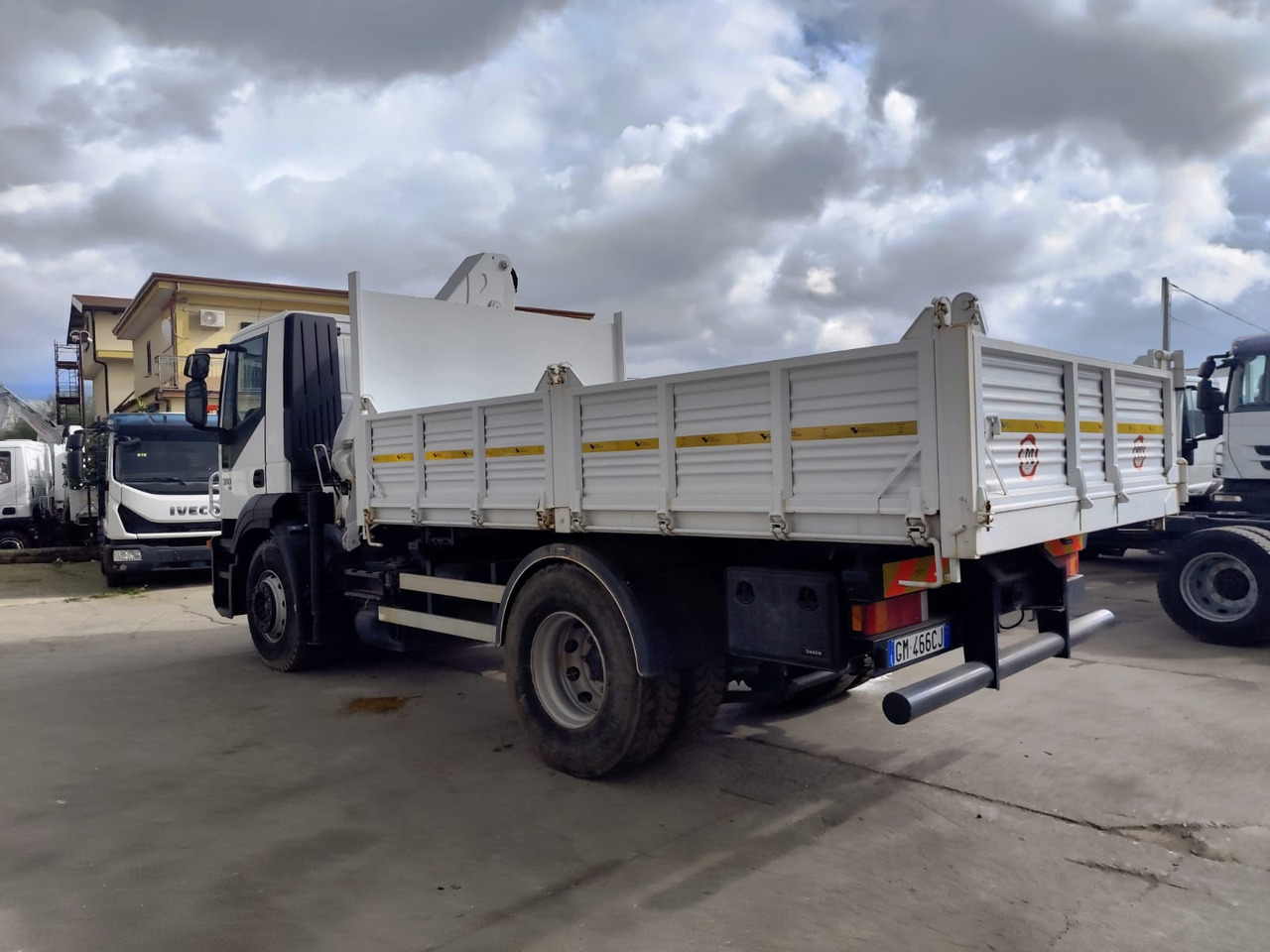 Автоманипулятор, Самосвал IVECO STRALIS AD 190S31P: фото 17 Автоманипулятор, Самосвал IVECO STRALIS AD 190S31P: фото 17