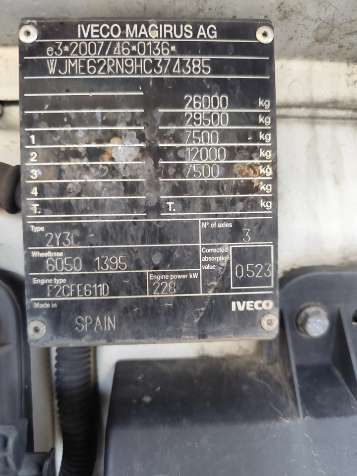 IVECO STRALIS AD 260S31 XP - Грузовик-шасси: фото 3 IVECO STRALIS AD 260S31 XP - Грузовик-шасси: фото 3