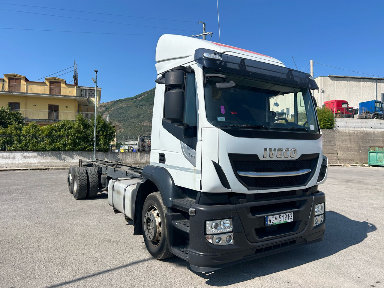 IVECO STRALIS AD 260S31 XP - Грузовик-шасси: фото 1 IVECO STRALIS AD 260S31 XP - Грузовик-шасси: фото 1