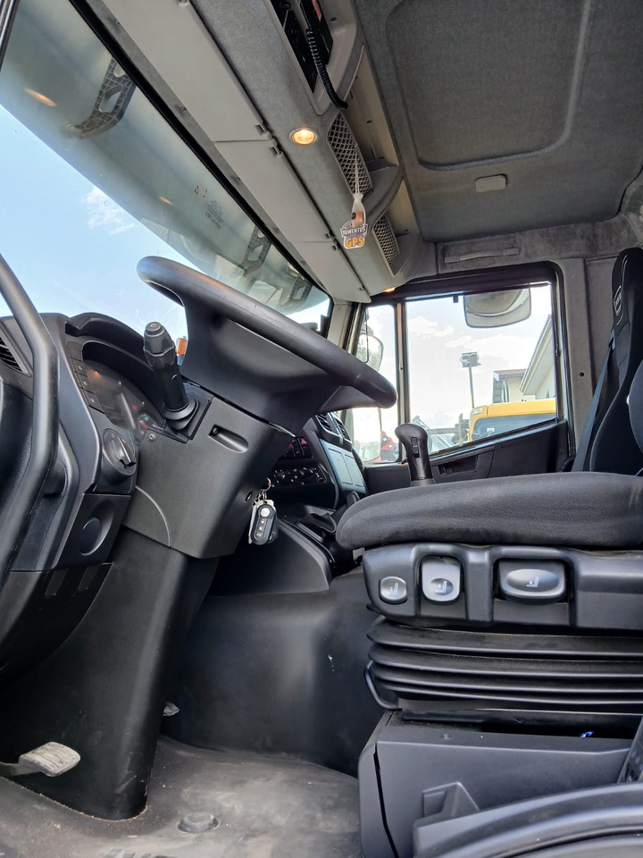 IVECO STRALIS AD 260S31 Y/P - Крюковой мультилифт: фото 4 IVECO STRALIS AD 260S31 Y/P - Крюковой мультилифт: фото 4