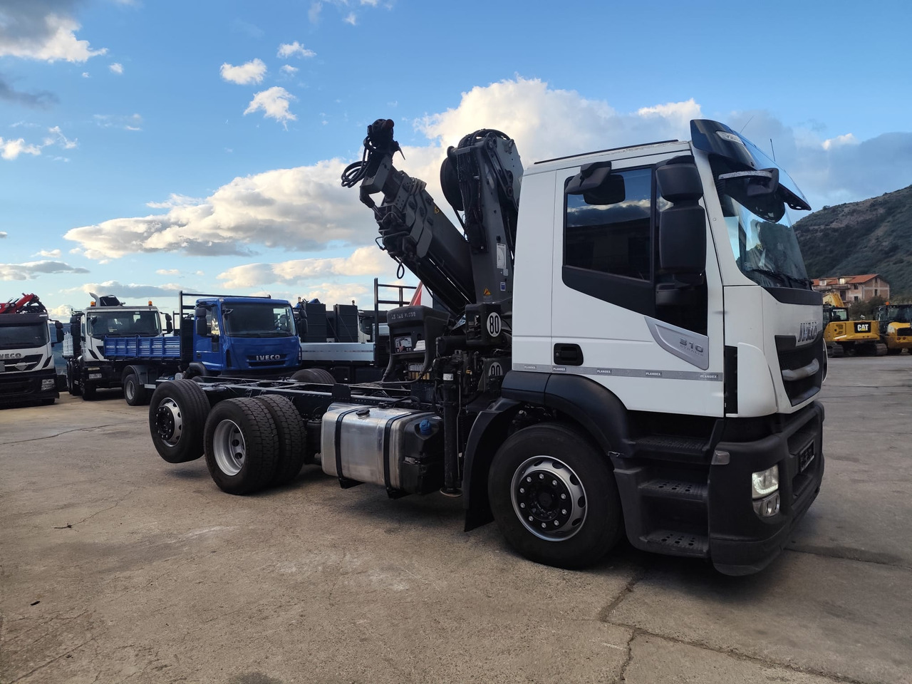 IVECO STRALIS AD 260S31 Y/P - Самосвал, Автоманипулятор: фото 3 IVECO STRALIS AD 260S31 Y/P - Самосвал, Автоманипулятор: фото 3
