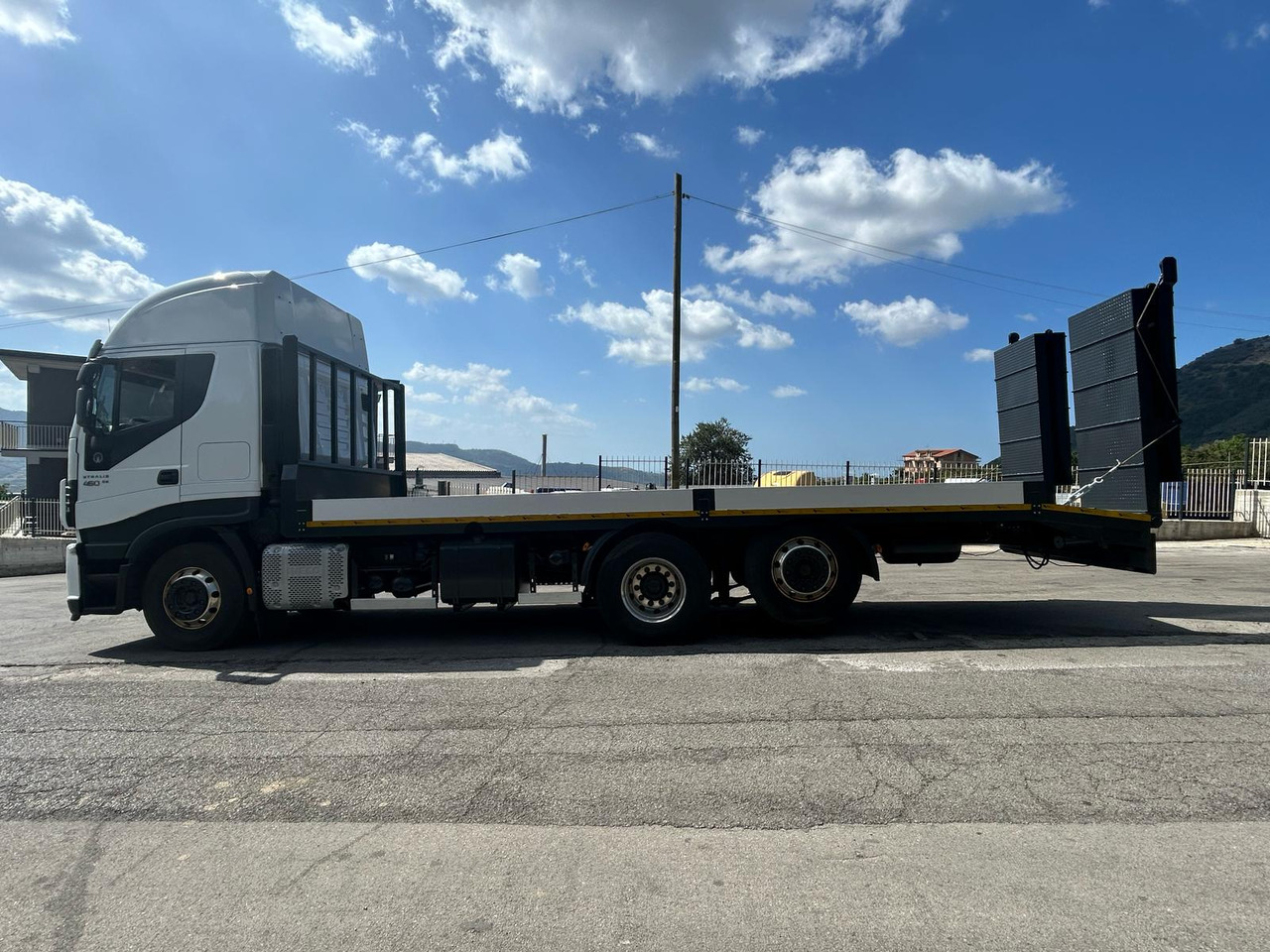 IVECO STRALIS AS 260S46 - Грузовик бортовой/ Платформа: фото 4 IVECO STRALIS AS 260S46 - Грузовик бортовой/ Платформа: фото 4
