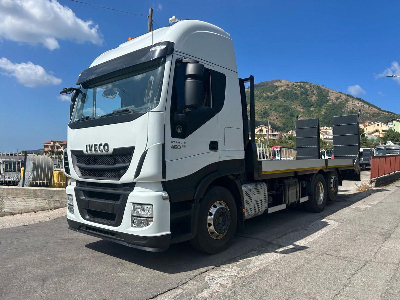 IVECO STRALIS AS 260S46 - Грузовик бортовой/ Платформа: фото 1 IVECO STRALIS AS 260S46 - Грузовик бортовой/ Платформа: фото 1