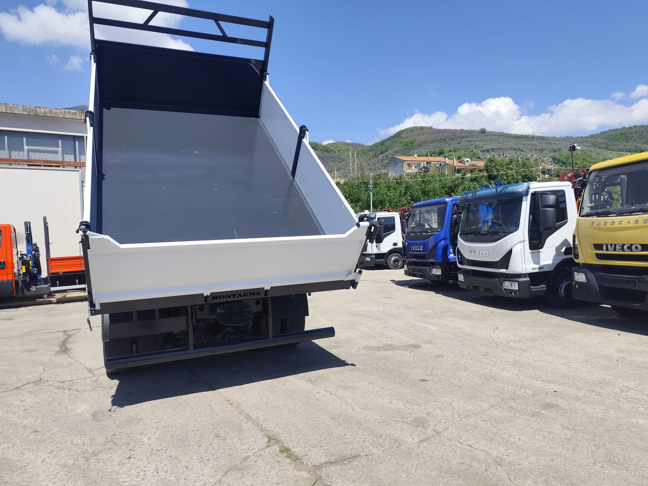 Автоманипулятор, Самосвал IVECO STRALIS CUBE 190S33: фото 6