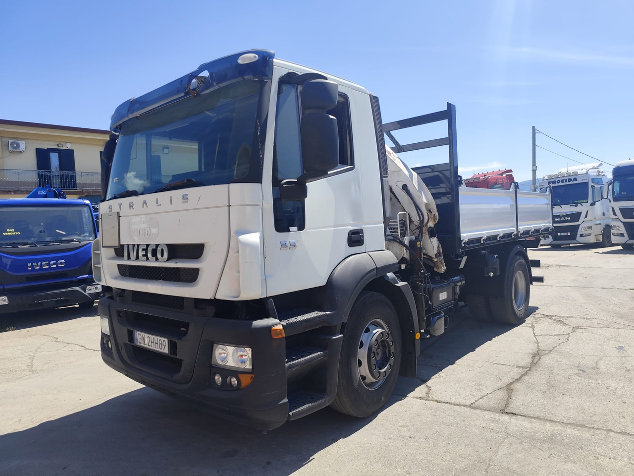 Автоманипулятор, Самосвал IVECO STRALIS CUBE 190S33: фото 40