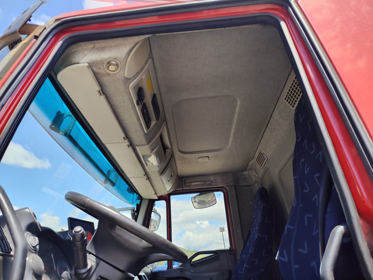 IVECO STRALIS CUBE 260S31 - Грузовик бортовой/ Платформа: фото 5 IVECO STRALIS CUBE 260S31 - Грузовик бортовой/ Платформа: фото 5