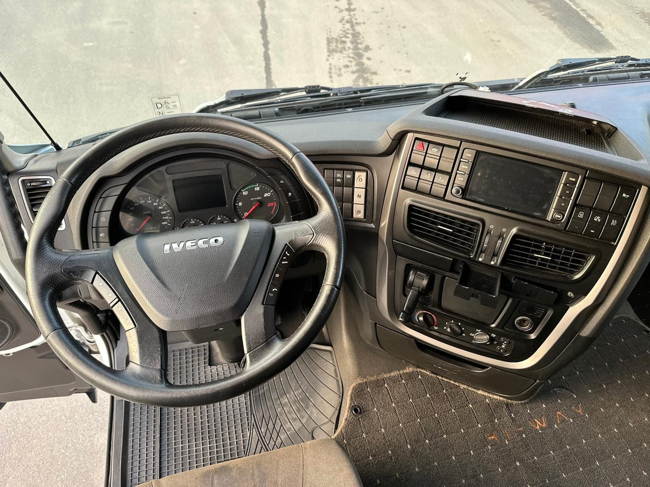 STRALIS 260S42 - Тентованный грузовик: фото 5 STRALIS 260S42 - Тентованный грузовик: фото 5