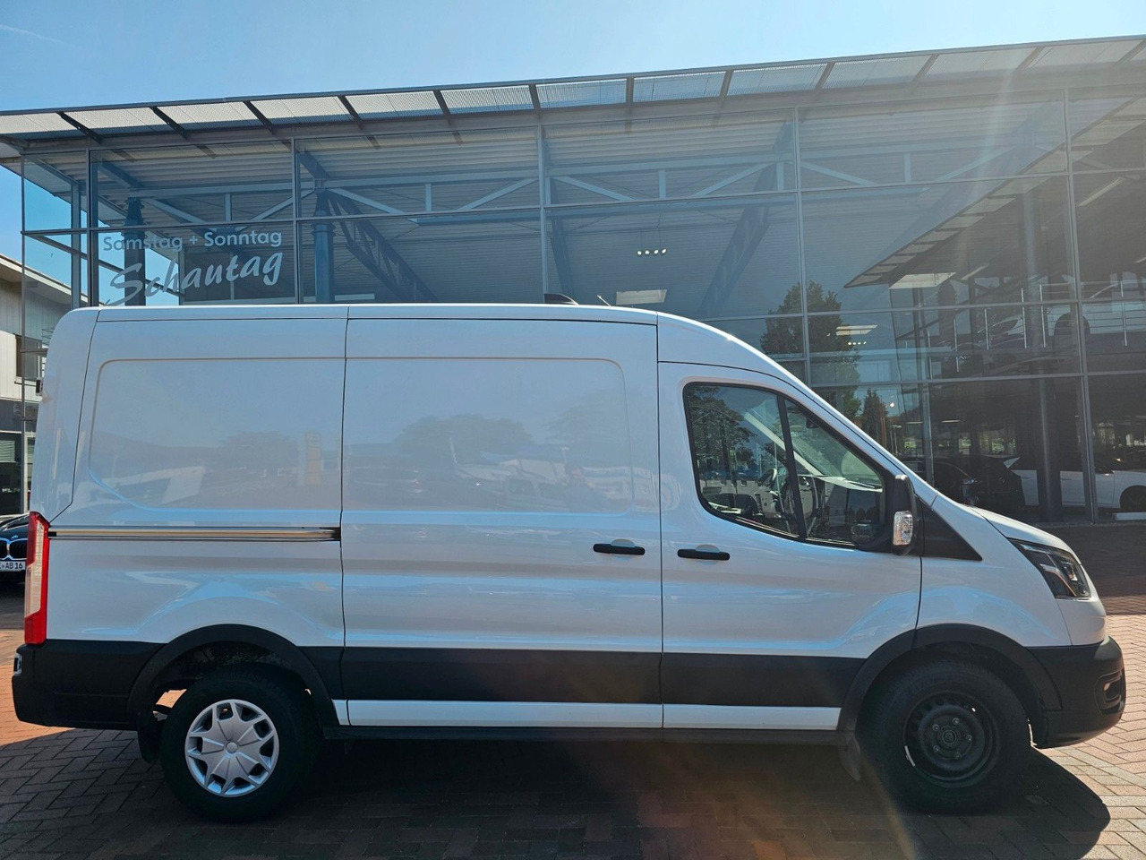 Ford Transit Kasten 350 L2H2 Trend Standheizung - Цельнометаллический фургон: фото 2 Ford Transit Kasten 350 L2H2 Trend Standheizung - Цельнометаллический фургон: фото 2