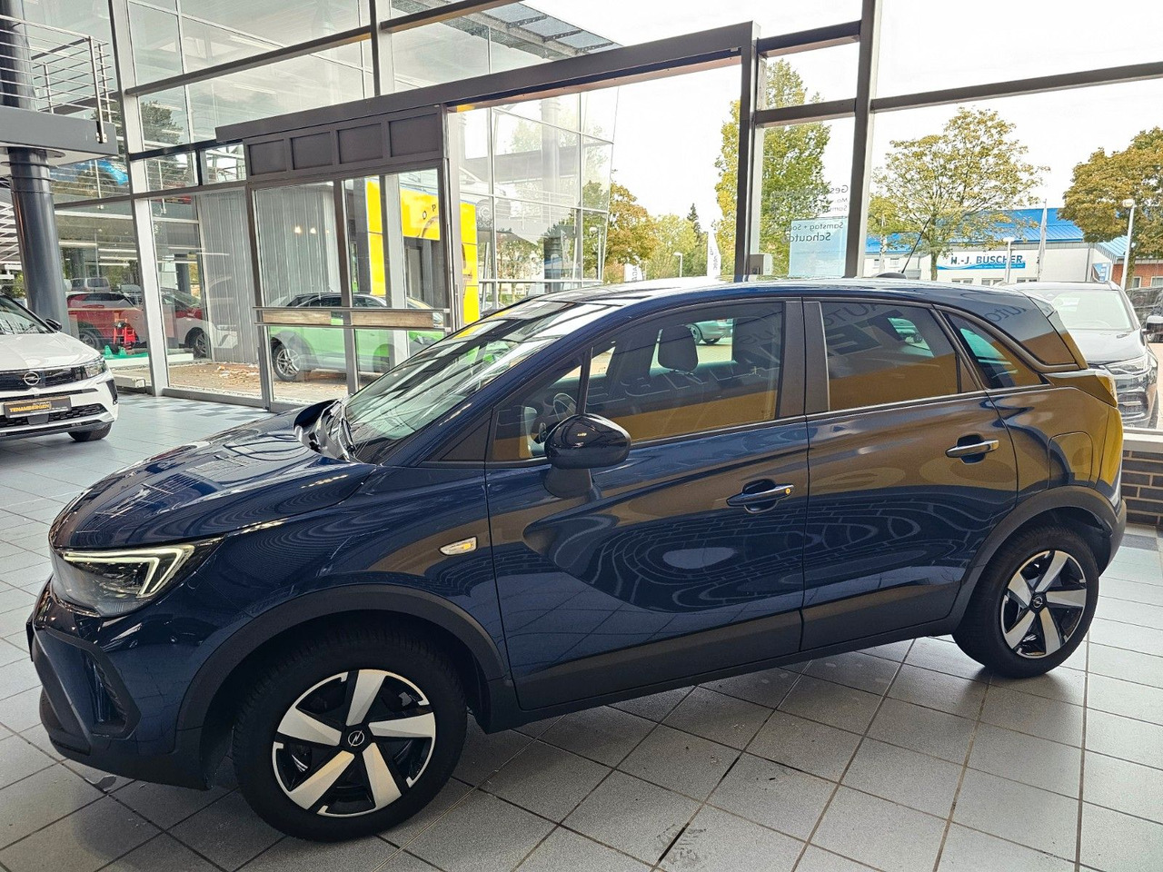 Opel Crossland Navi SHZ LHzg PDC Kamera - Пассажирский фургон: фото 4 Opel Crossland Navi SHZ LHzg PDC Kamera - Пассажирский фургон: фото 4