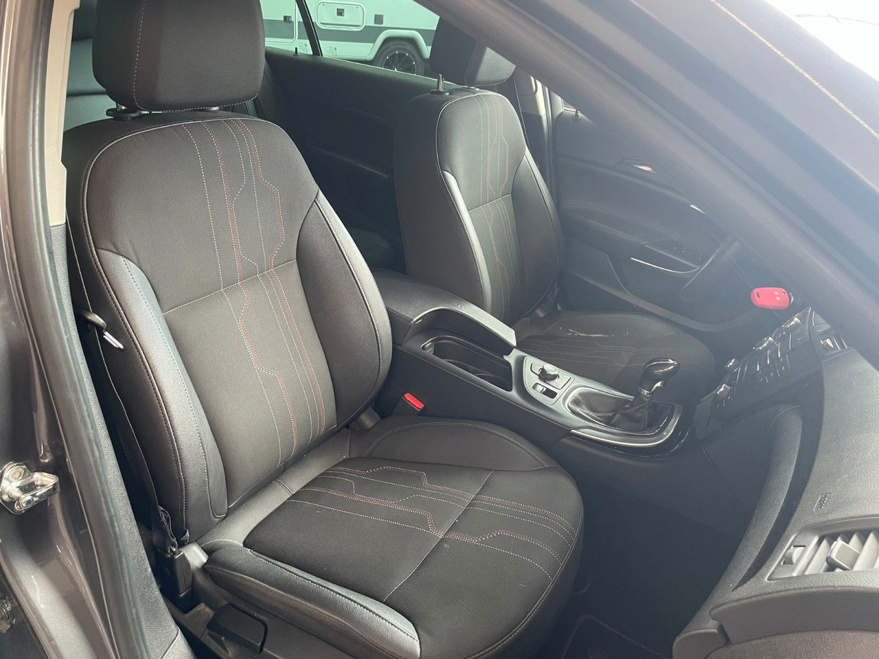 Легковой автомобиль Opel Insignia A Sports Tourer 150 Jahre Opel AHK: фото 7