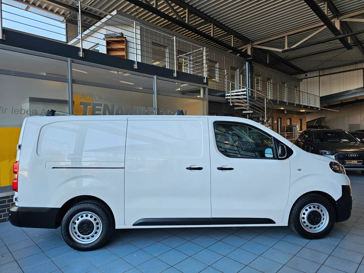 Opel Vivaro Kasten Edition L Sortimo 180°Kamera DAB - Легковой фургон: фото 3 Opel Vivaro Kasten Edition L Sortimo 180°Kamera DAB - Легковой фургон: фото 3
