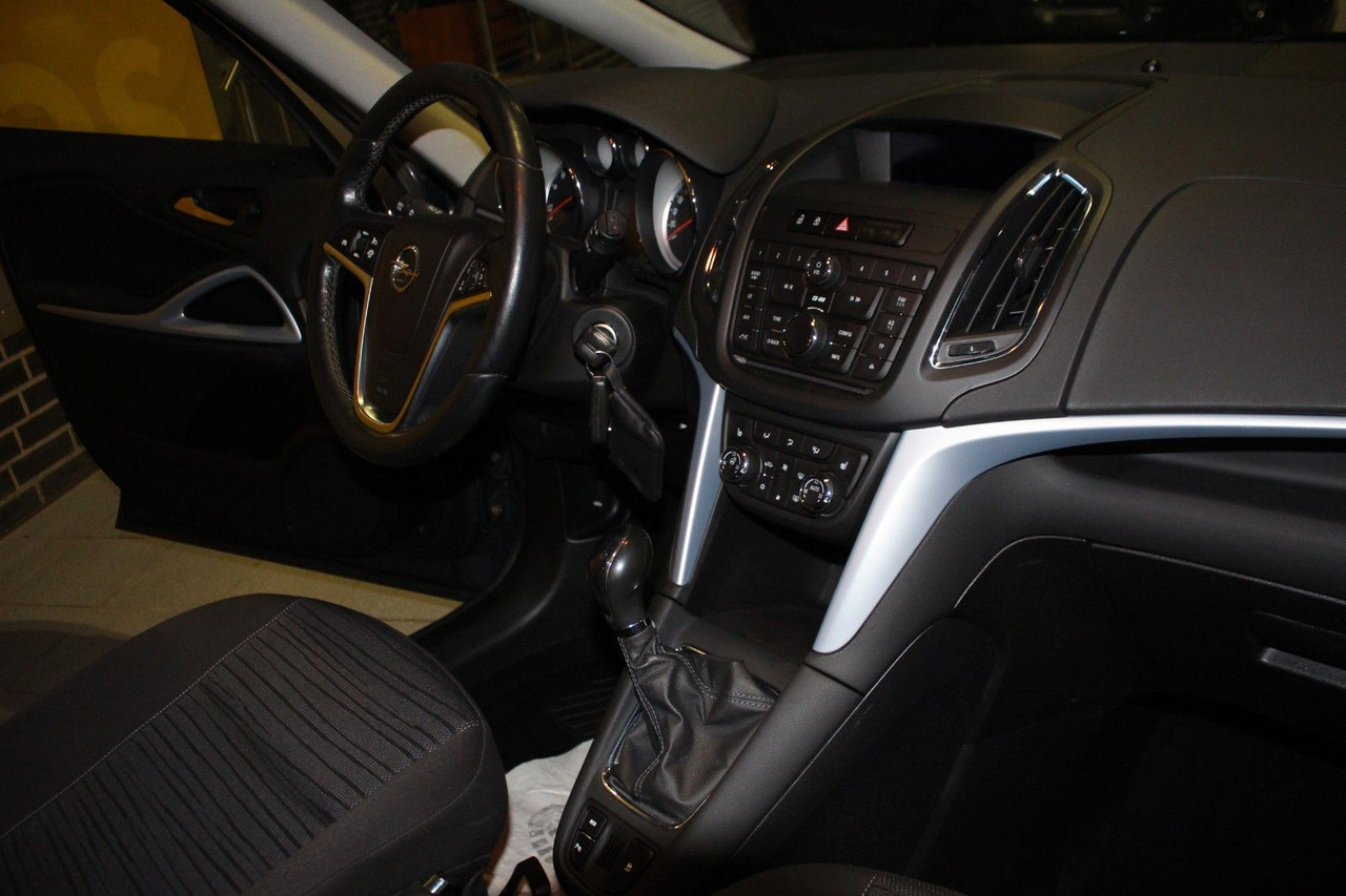Пассажирский фургон Opel Zafira C Tourer Style PDC Sitz u.Lenkradheizung: фото 12