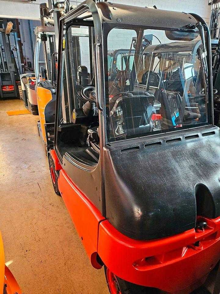 Linde E25 - Электропогрузчик: фото 4 Linde E25 - Электропогрузчик: фото 4