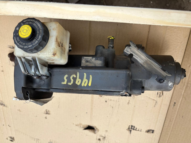 Scania G410 - Сцепление и запчасти: фото 4 Scania G410 - Сцепление и запчасти: фото 4