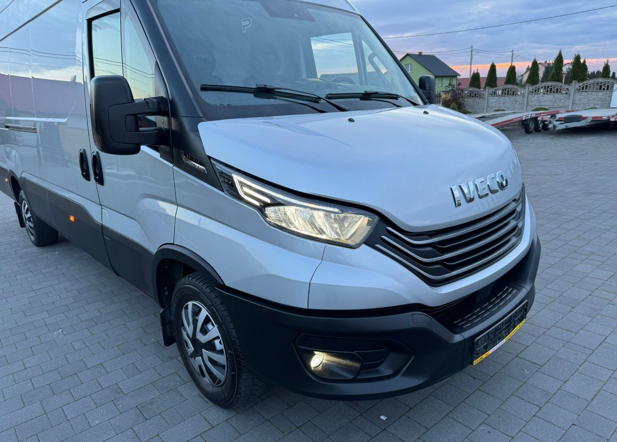 Iveco Maxi 3.0 Himatic 210ps. Salon Polska Hi-matic 210ps Ful Wypas - Цельнометаллический фургон: фото 3 Iveco Maxi 3.0 Himatic 210ps. Salon Polska Hi-matic 210ps Ful Wypas - Цельнометаллический фургон: фото 3
