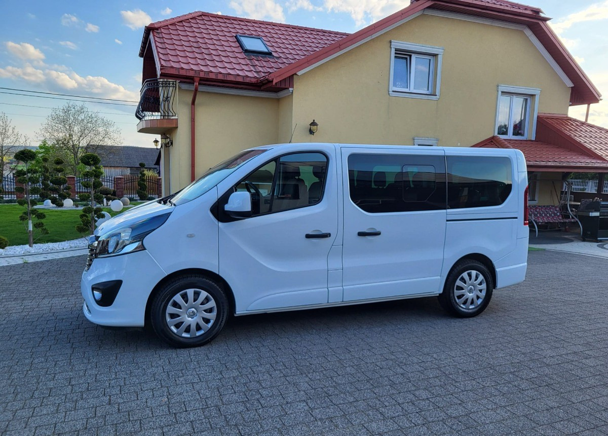 Пассажирский фургон Opel Vivaro bogato doposażone serwisowane Zarejstrowane: фото 10