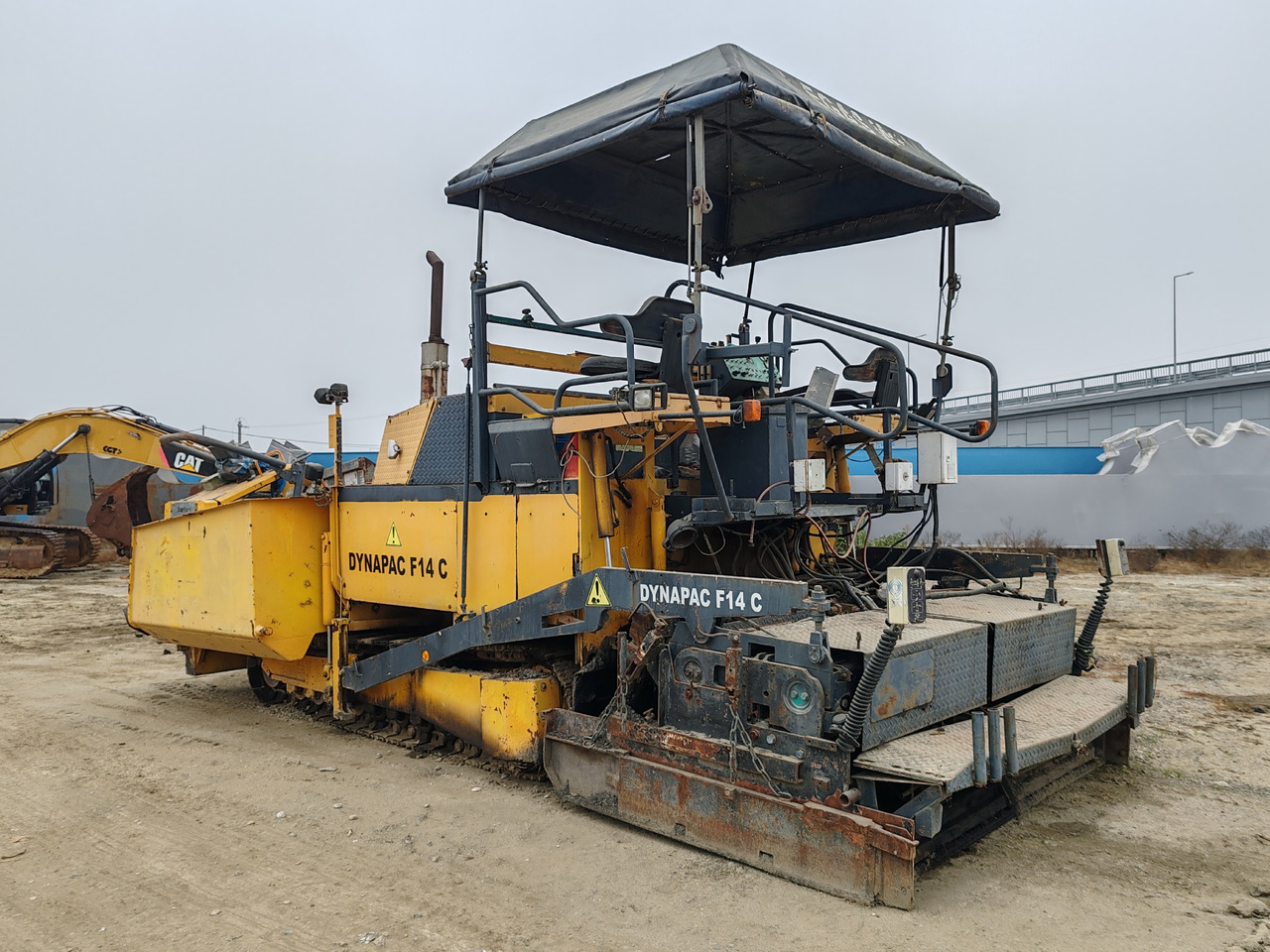 Dynapac F14C - Гудронатор: фото 5 Dynapac F14C - Гудронатор: фото 5