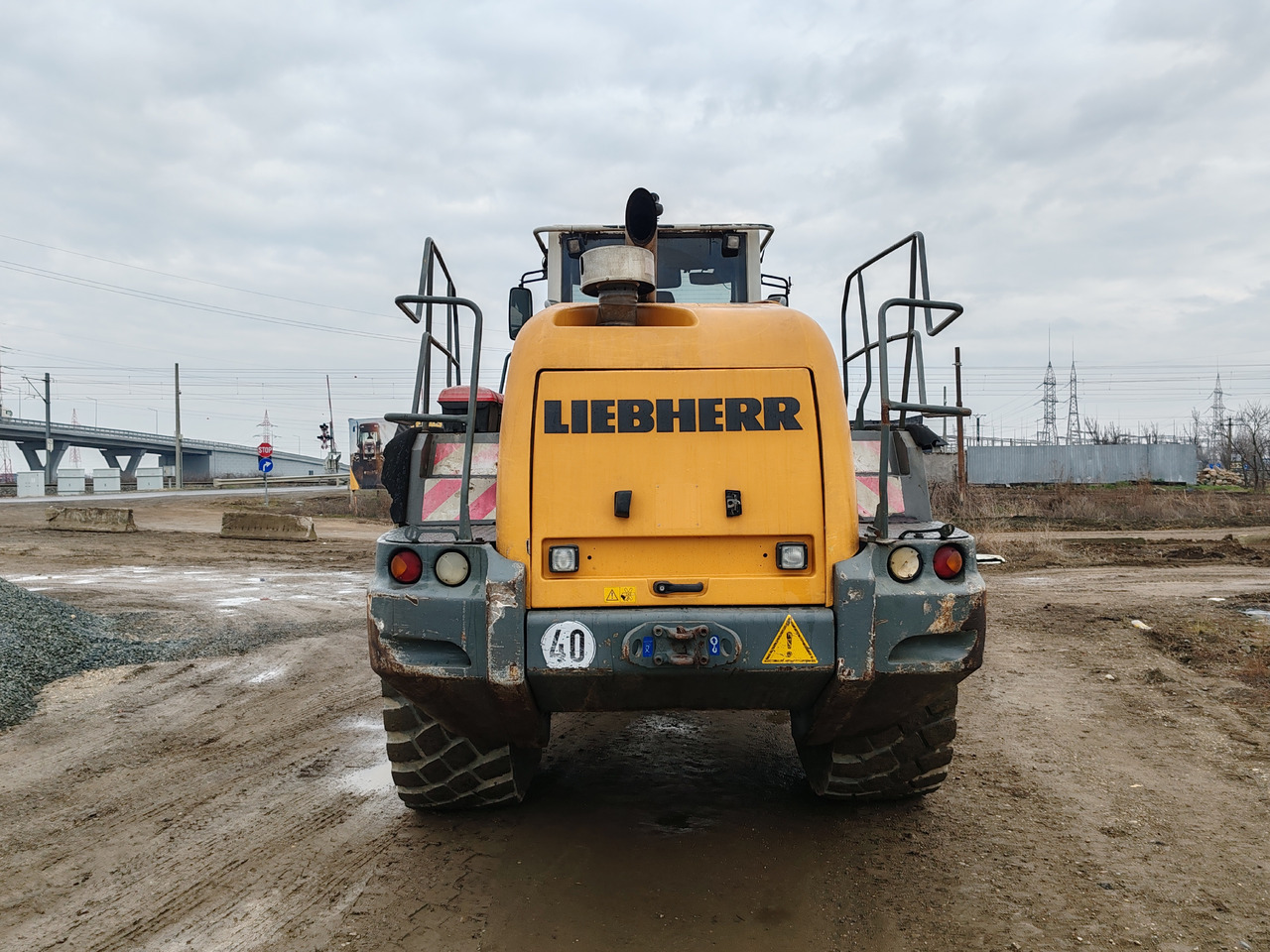 Liebherr L576 2plus2 в лизинг Liebherr L576 2plus2: фото 6 Liebherr L576 2plus2 в лизинг Liebherr L576 2plus2: фото 6